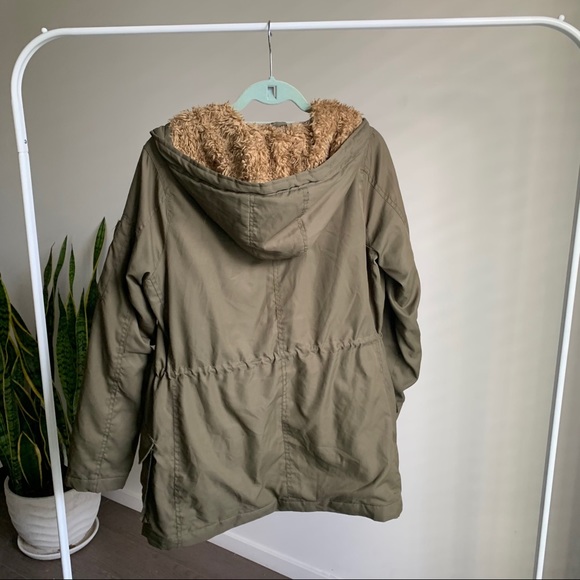 Jacket - Picture 4 of 4